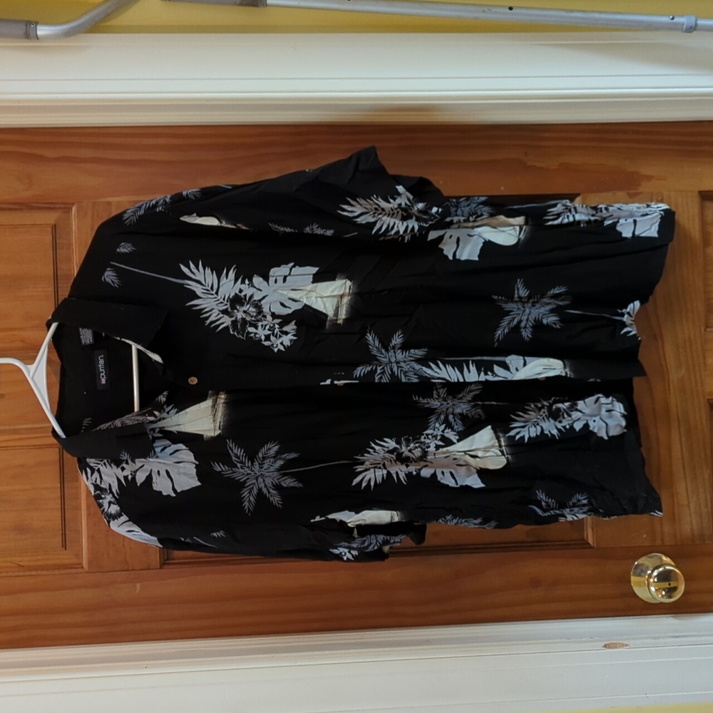 Black Hawaiian shirt with boats